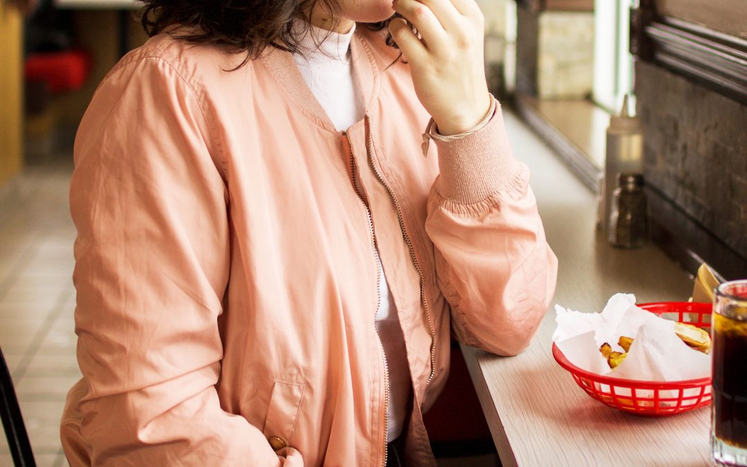 The One Hidden Factor Keeping Women Stuck on Emotional Eating